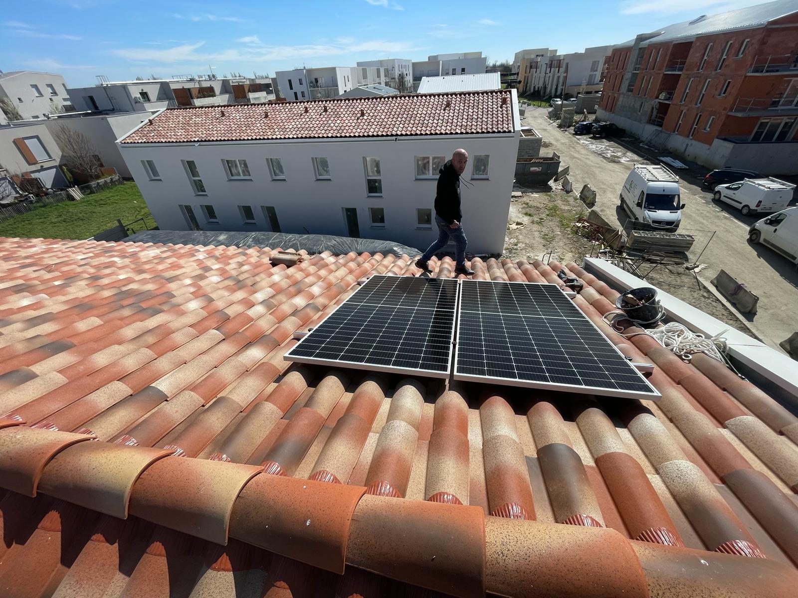 panneau solaire occitanie - Pose panneaux solaires à Villeneuve-Tolosane - Image galerie 3