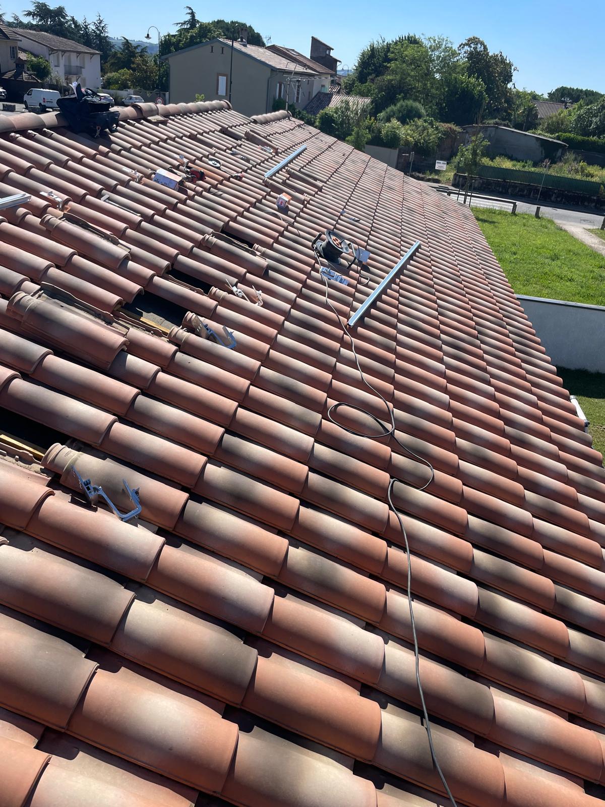 panneau solaire occitanie - Pose panneaux solaires à Villate - Image galerie 2