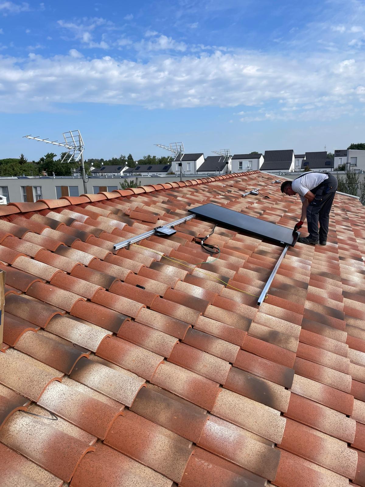 panneau solaire occitanie - Pose panneaux solaires à Villeneuve-Tolosane - Image galerie 21