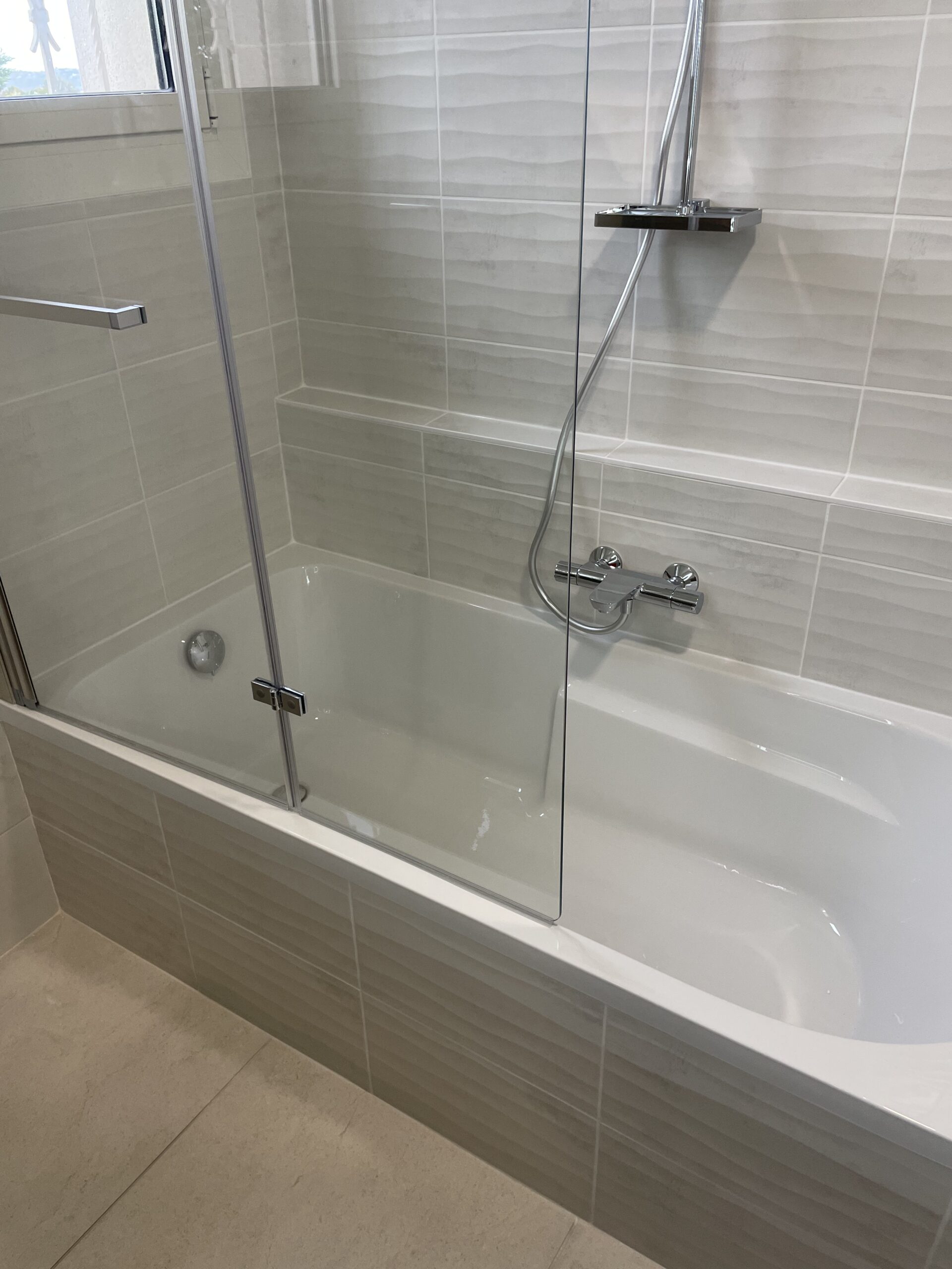 Image rénovation de salle de bain - Salle de bain – Eaunes