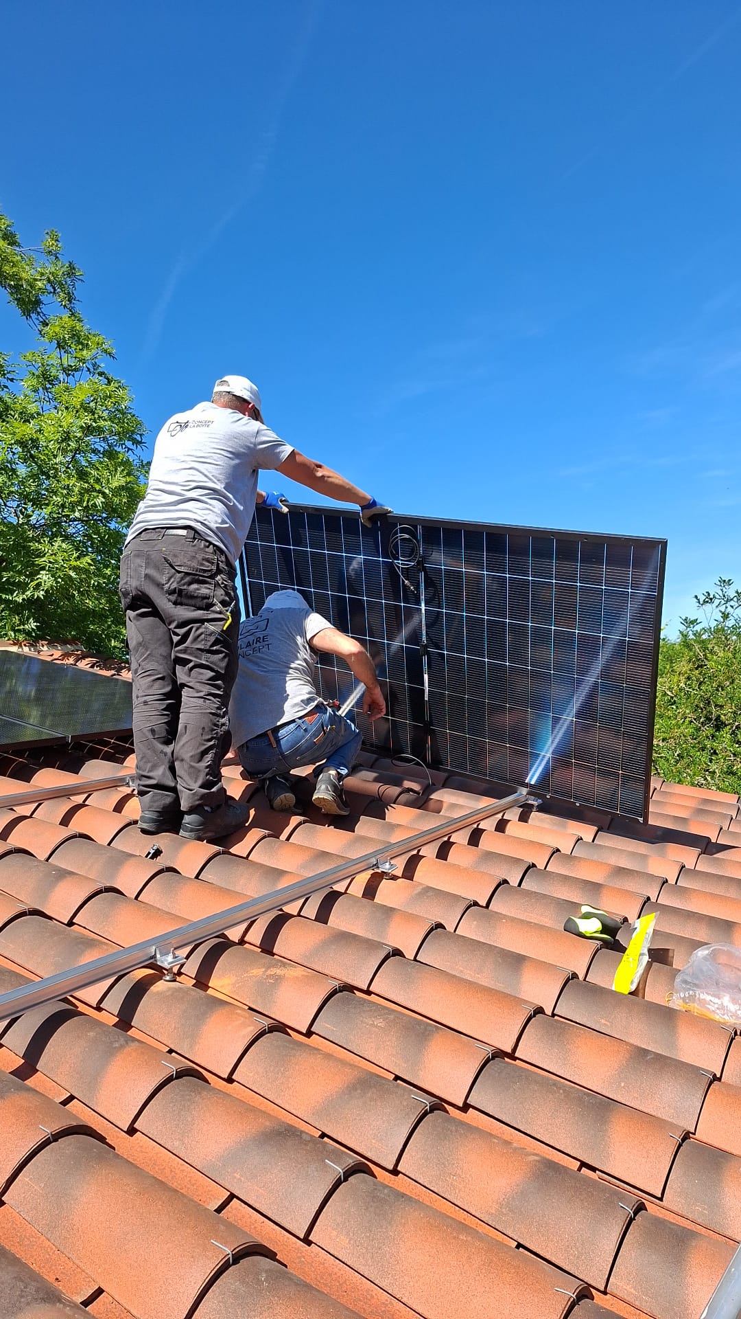 panneau solaire occitanie - Installation solaire avec batterie physique à Limogne-en-Quercy - Image galerie 5